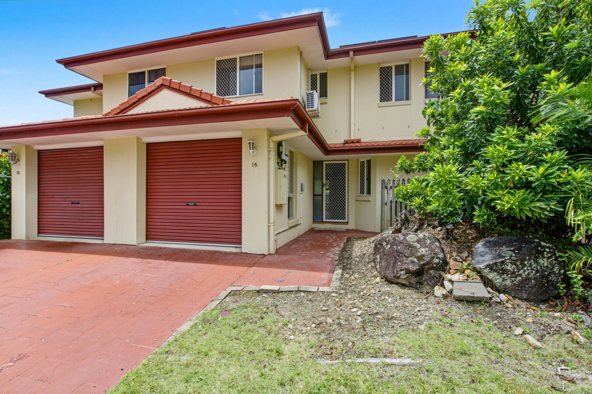 16/102-104 Alexander Drive — photo from LJ Hooker Nerang