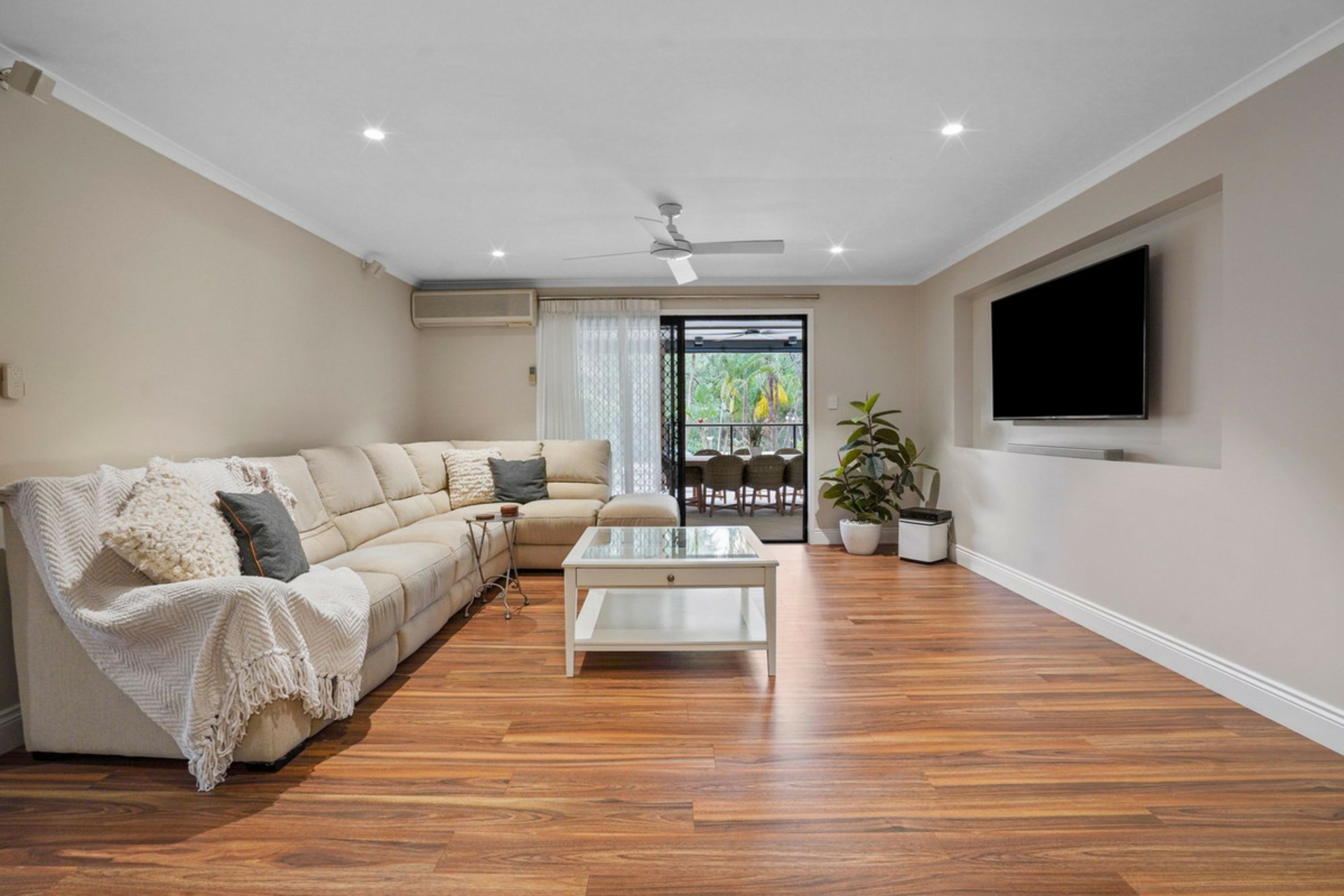 5-7 The Oval Drive — photo 12 of 23
