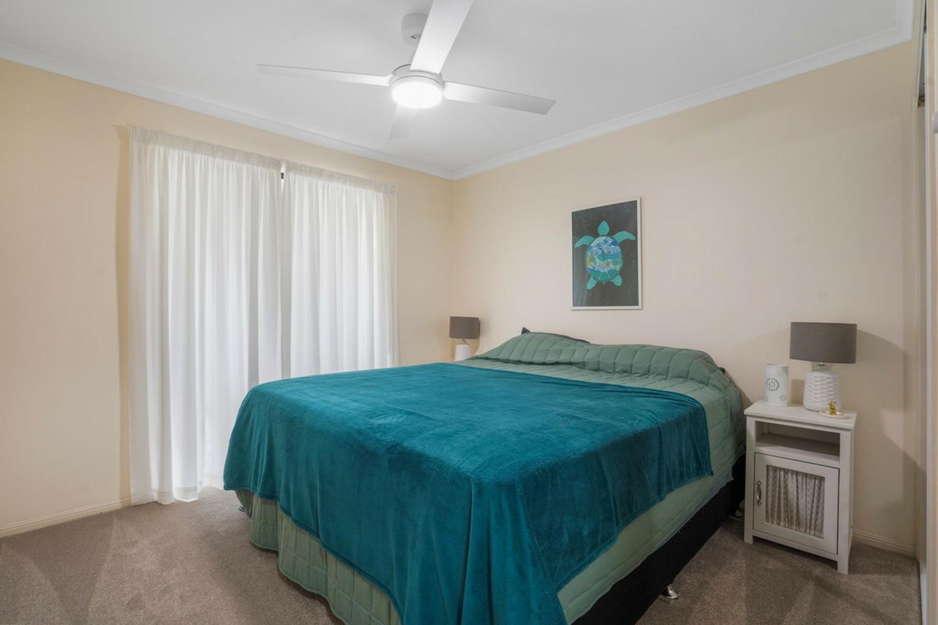 5-7 The Oval Drive — photo 16 of 23
