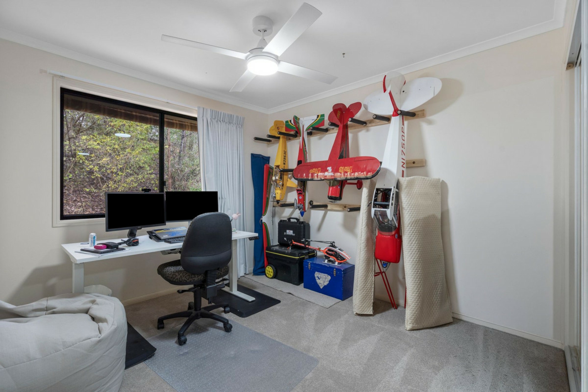 5-7 The Oval Drive — photo 18 of 23