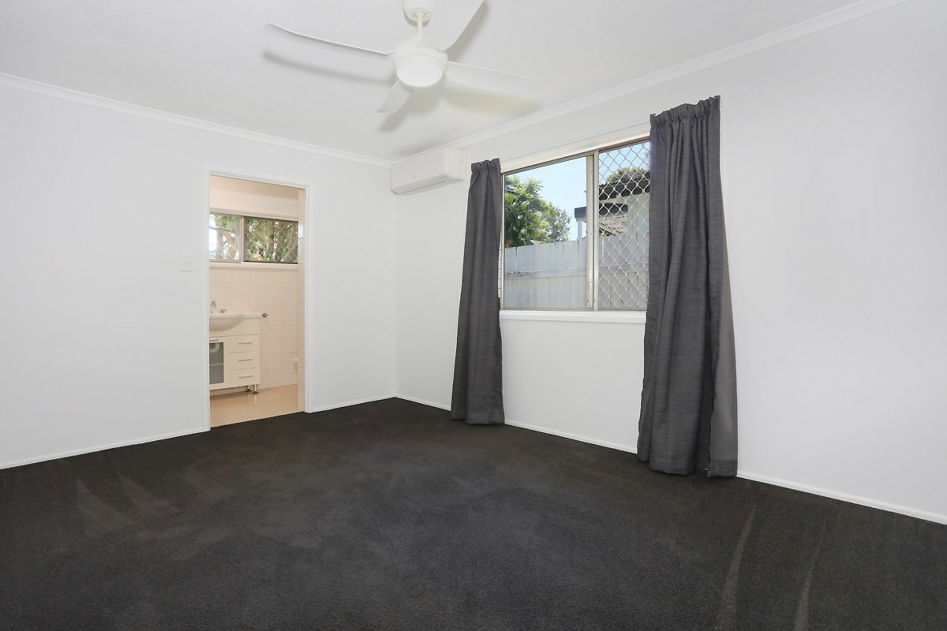 21 Jane Street — photo 7 of 11