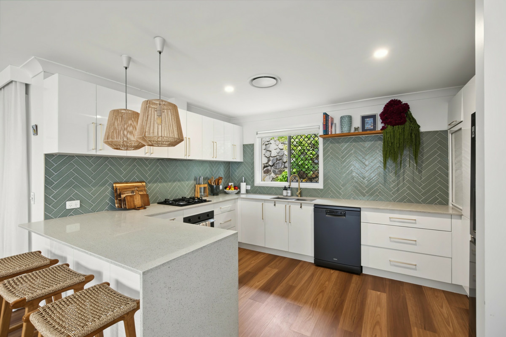 3 Pleasant Court — photo from LJ Hooker Nerang