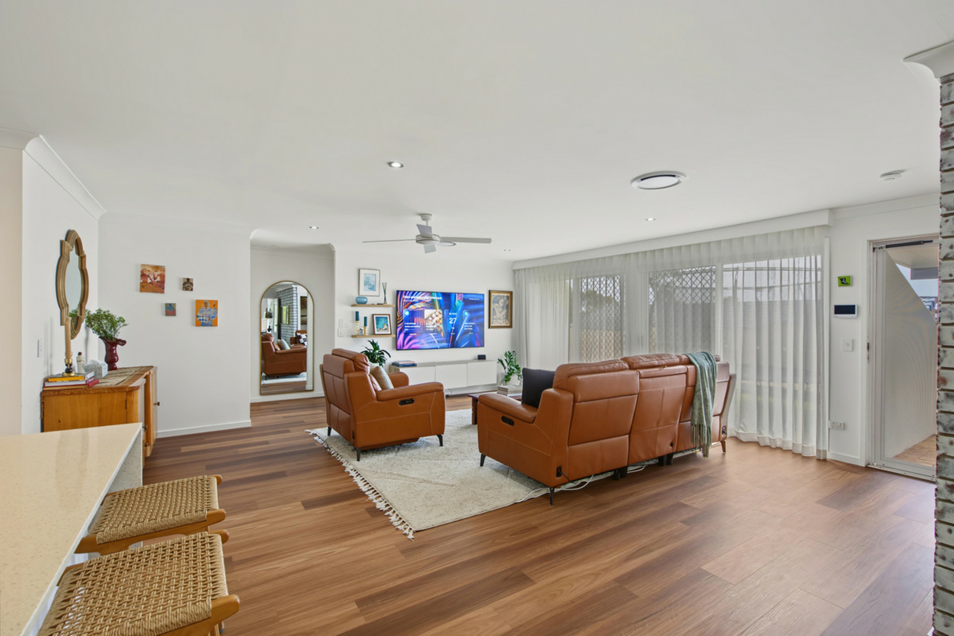 3 Pleasant Court — photo 2 of 22