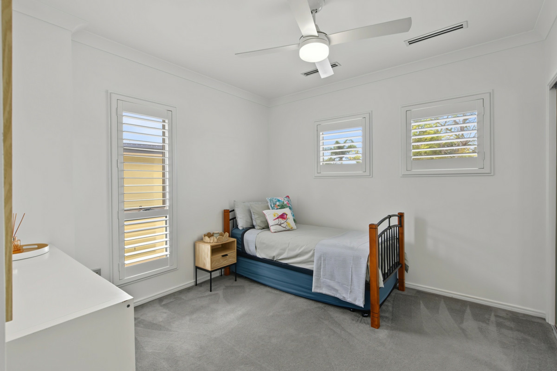 2065/1 The Vistas Drive — photo 16 of 27