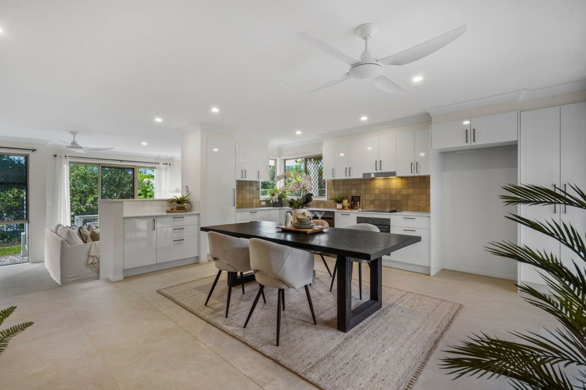 53/152 Palm Meadows Drive — photo from LJ Hooker Nerang