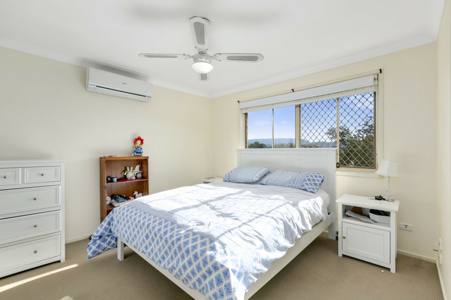 35/2-10 Weedons Road — photo 5 of 9