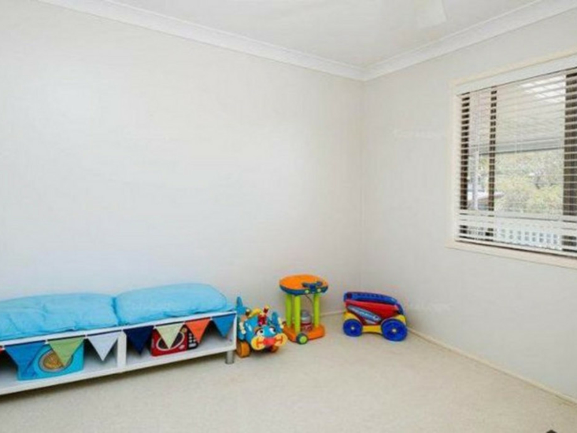 49 Jean Street, WOODRIDGE
