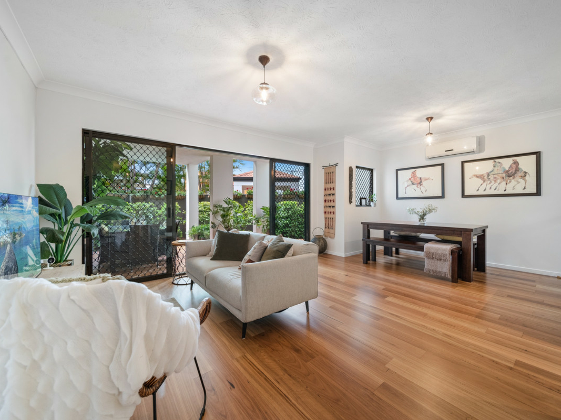 2/47 Kent Street, HAMILTON