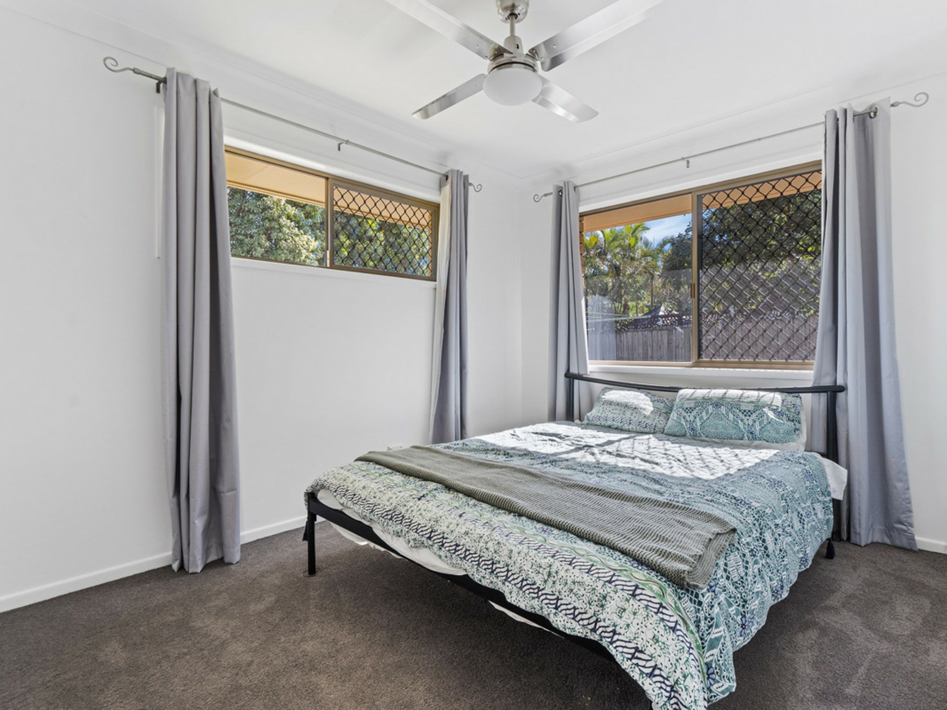 48 Jilbard Drive, SPRINGWOOD