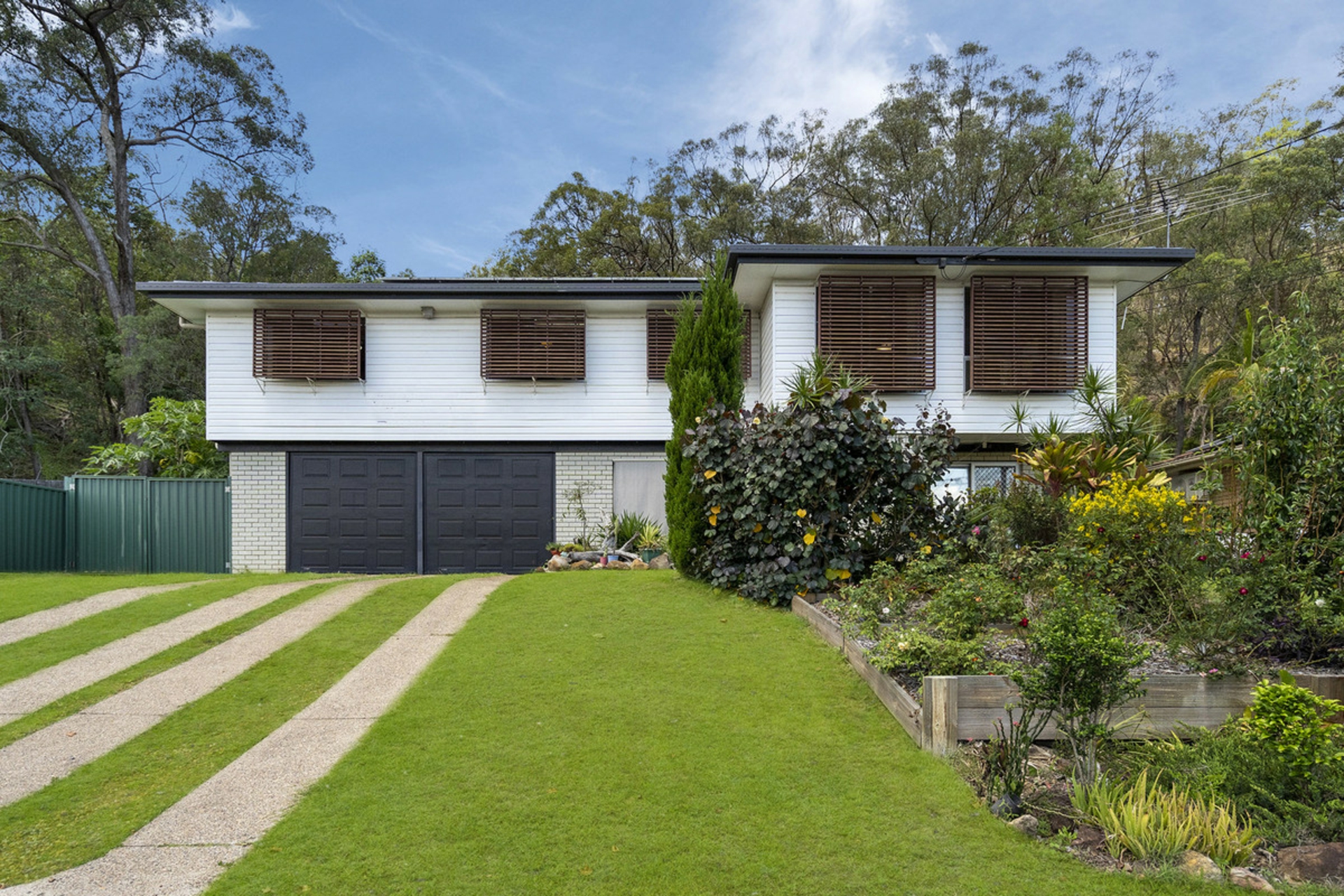 34 Van Dieman Crescent, SPRINGWOOD
