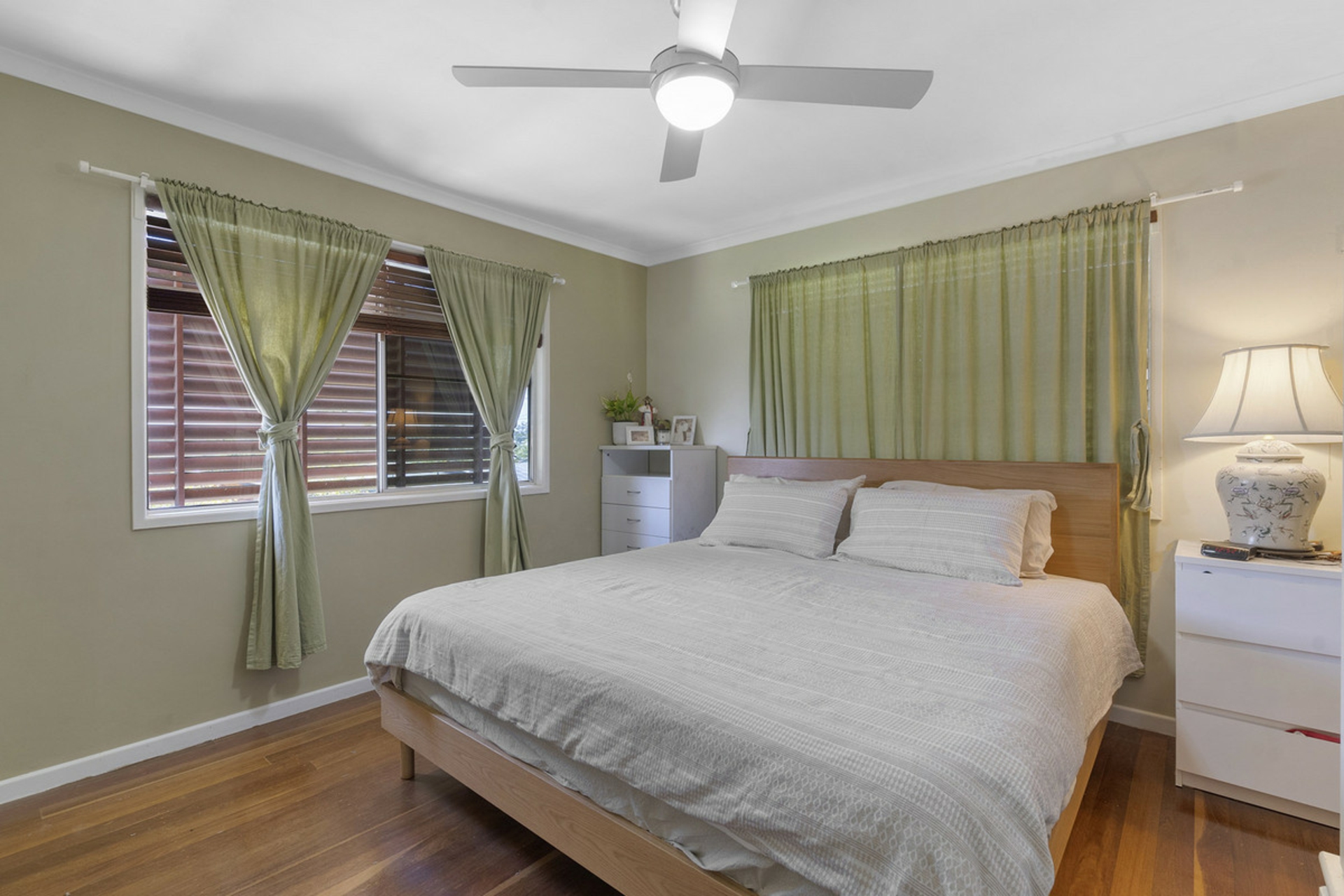 34 Van Dieman Crescent, SPRINGWOOD
