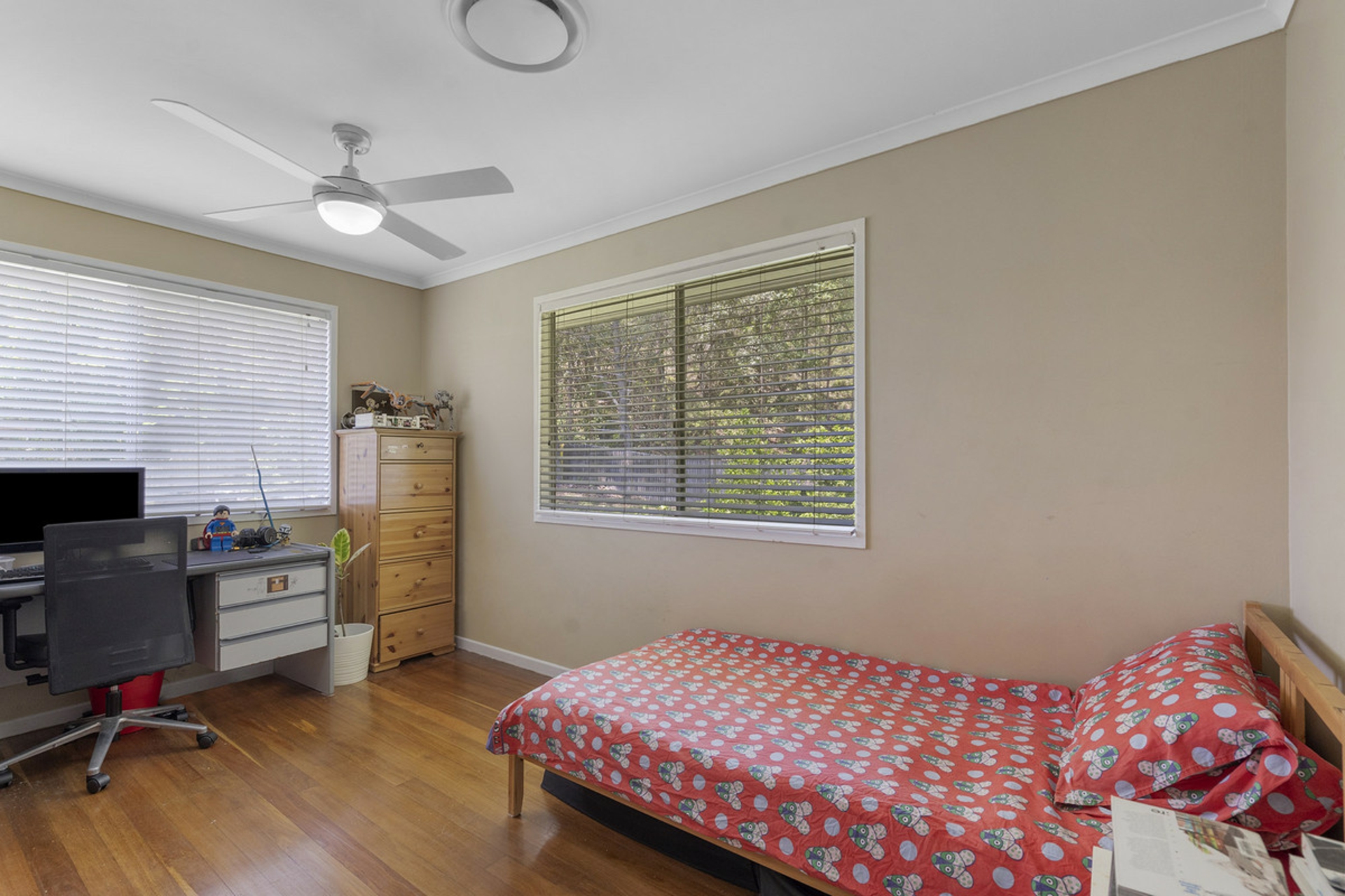 34 Van Dieman Crescent, SPRINGWOOD