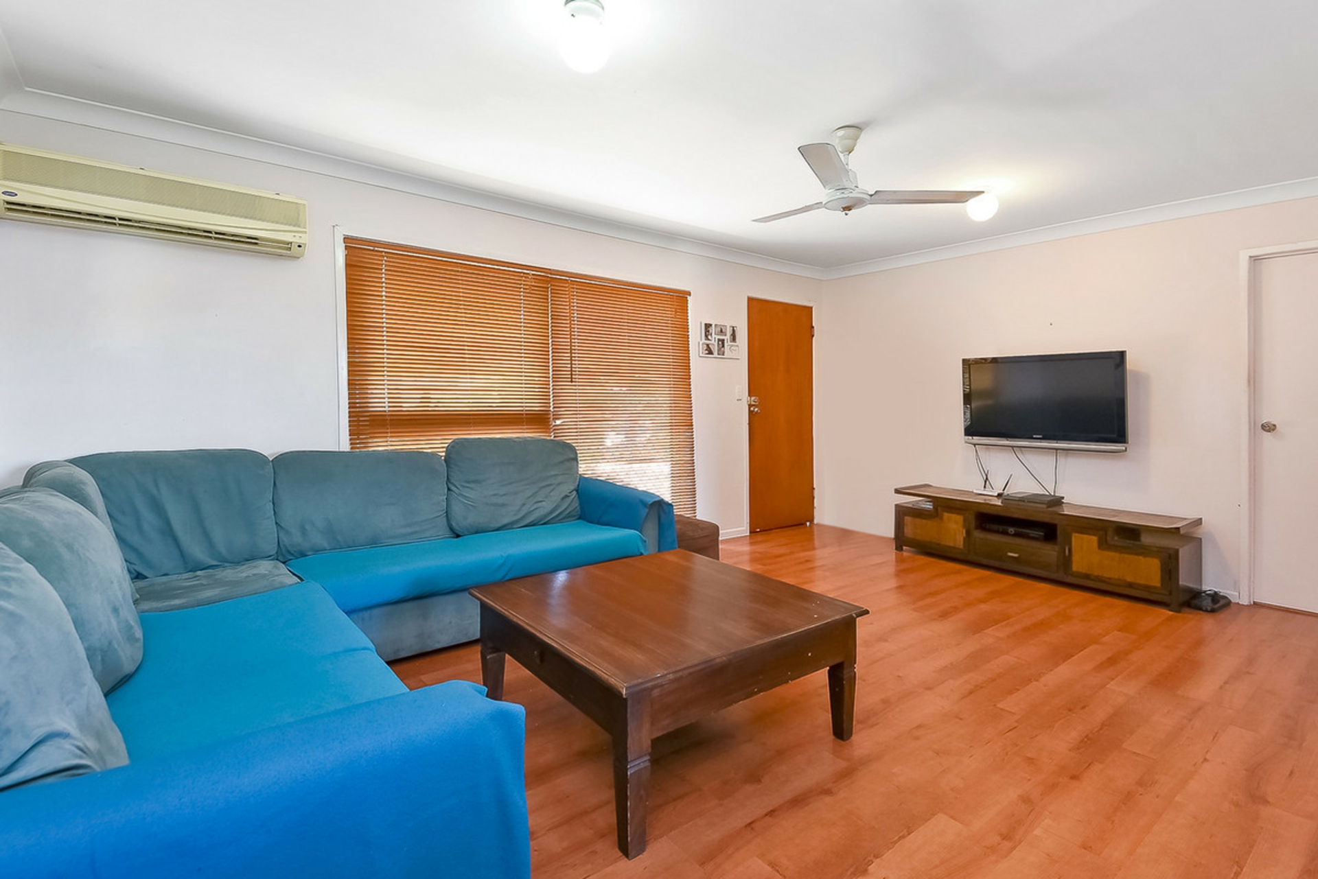 10 Lauretta Avenue, SPRINGWOOD
