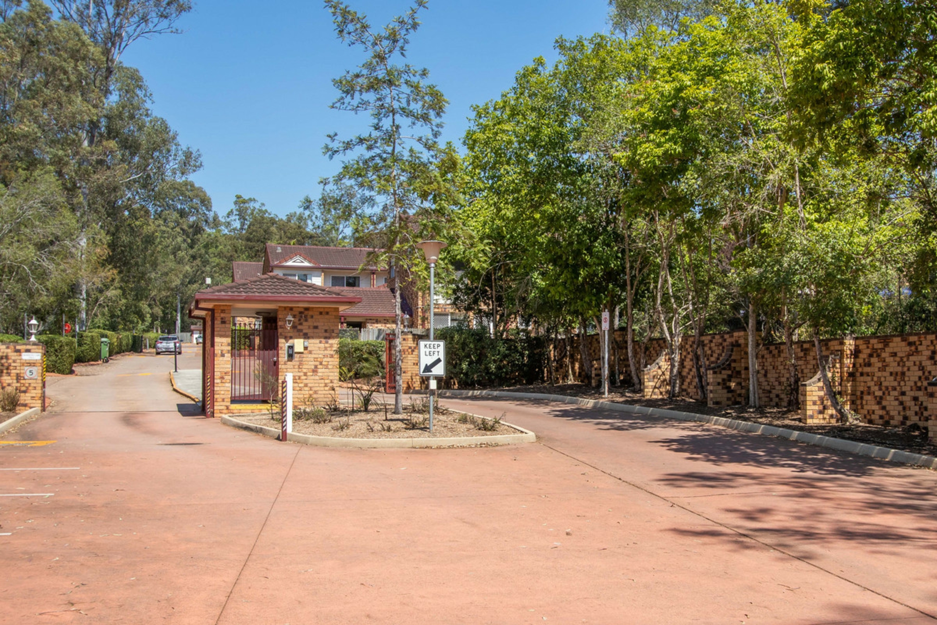 34/3809 Pacific Highway, TANAH MERAH