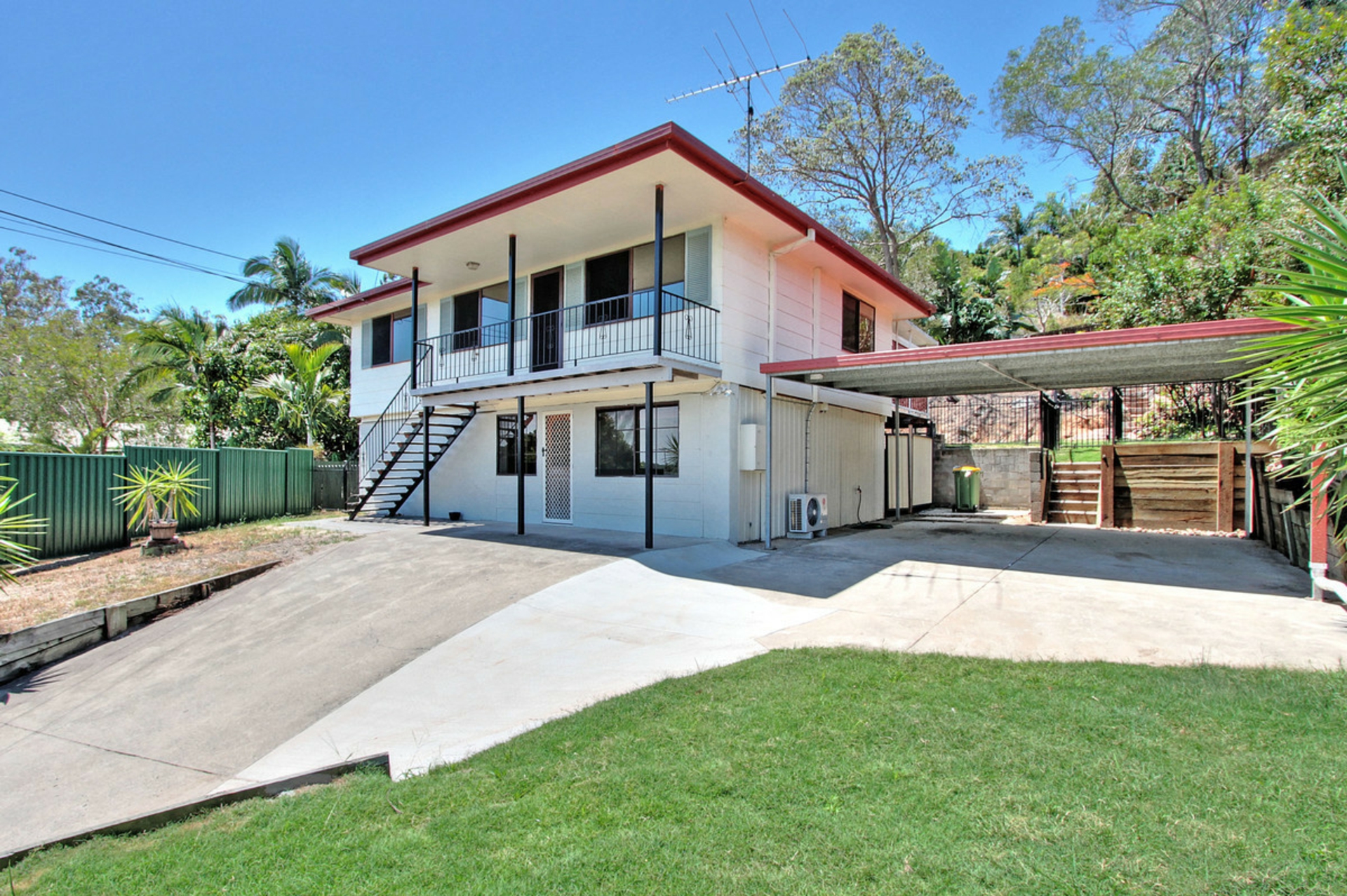 14 Celeste Court, SPRINGWOOD