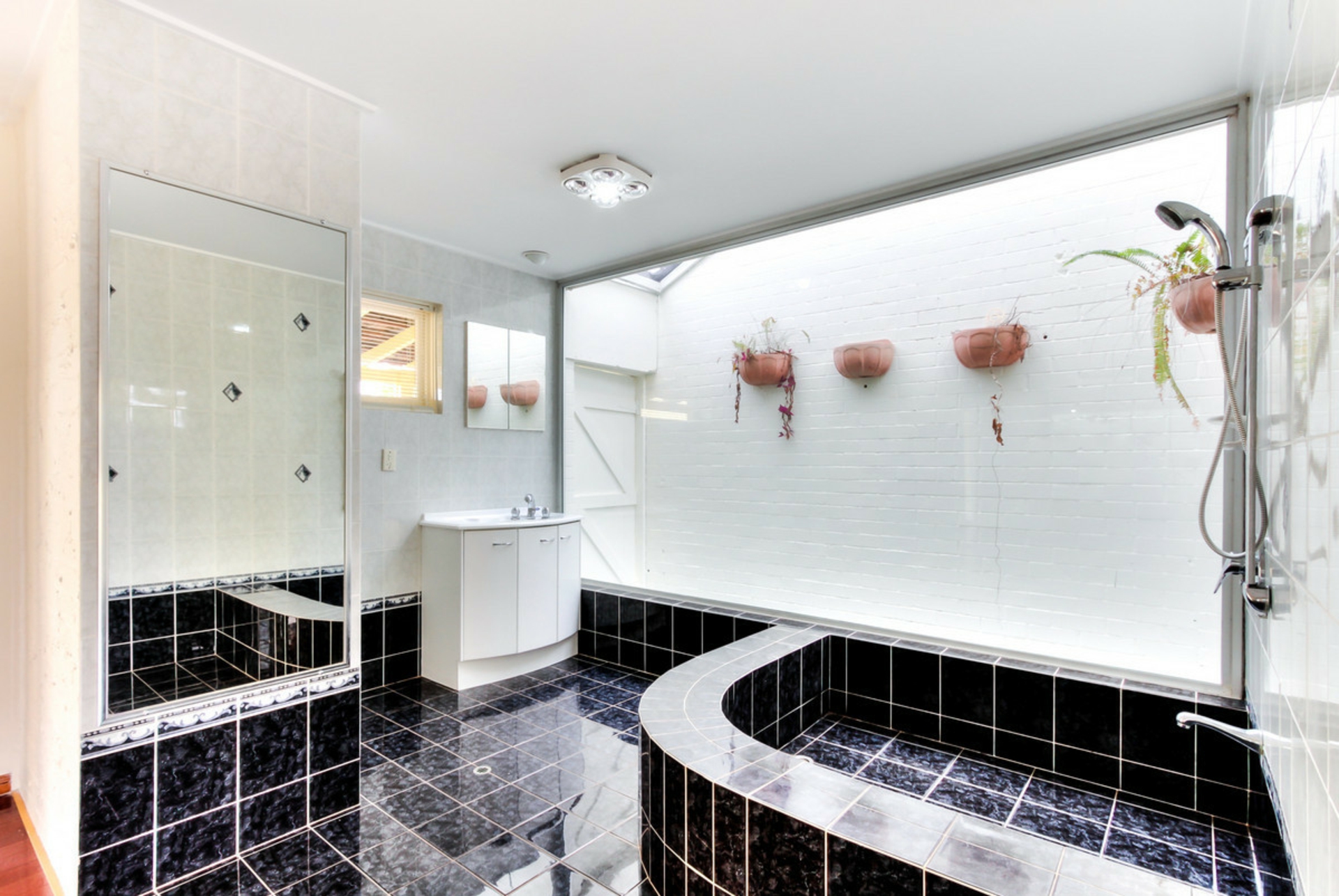 16/22A Watt Street, CORNUBIA