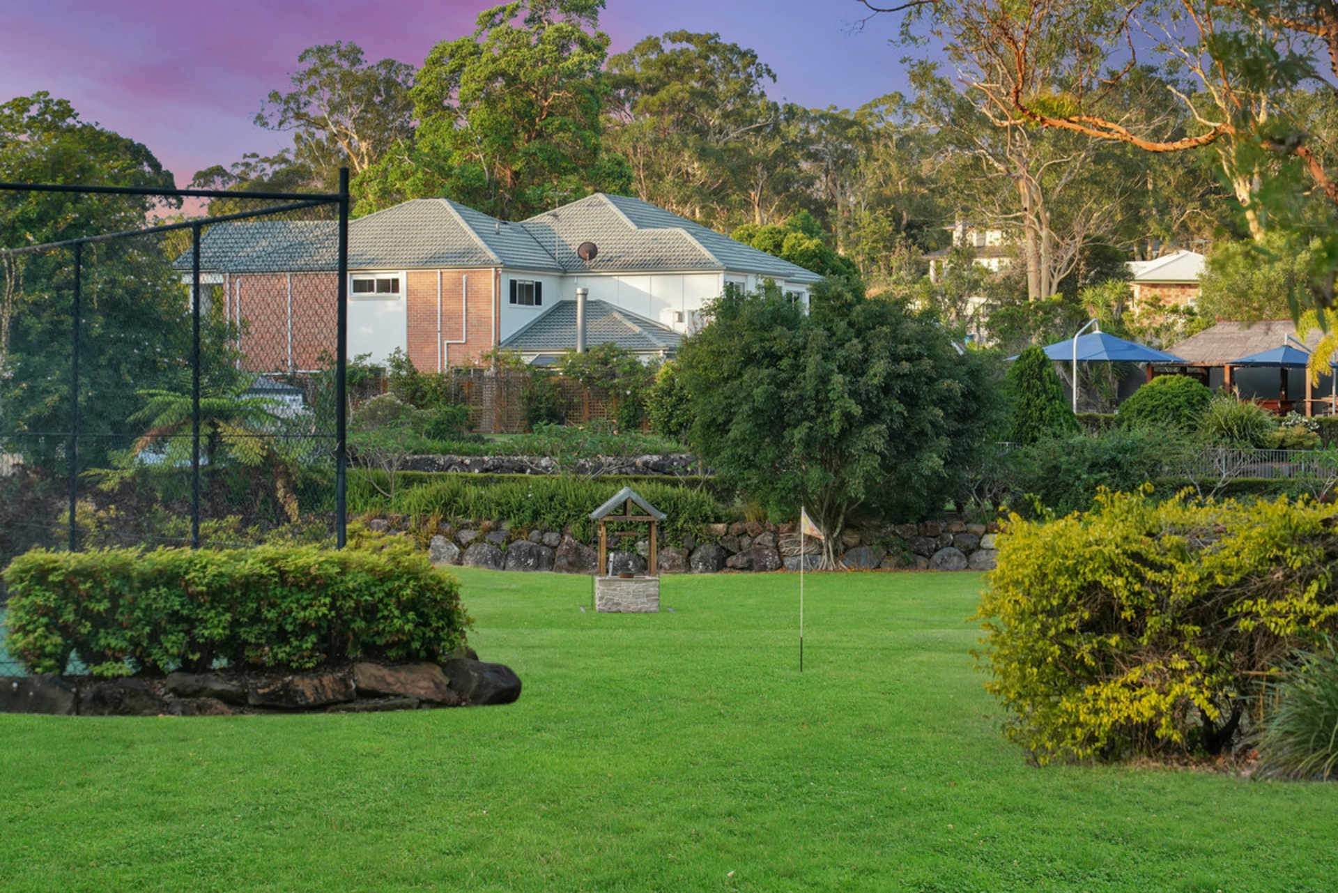58-64 SOLWAY Crescent, CARBROOK