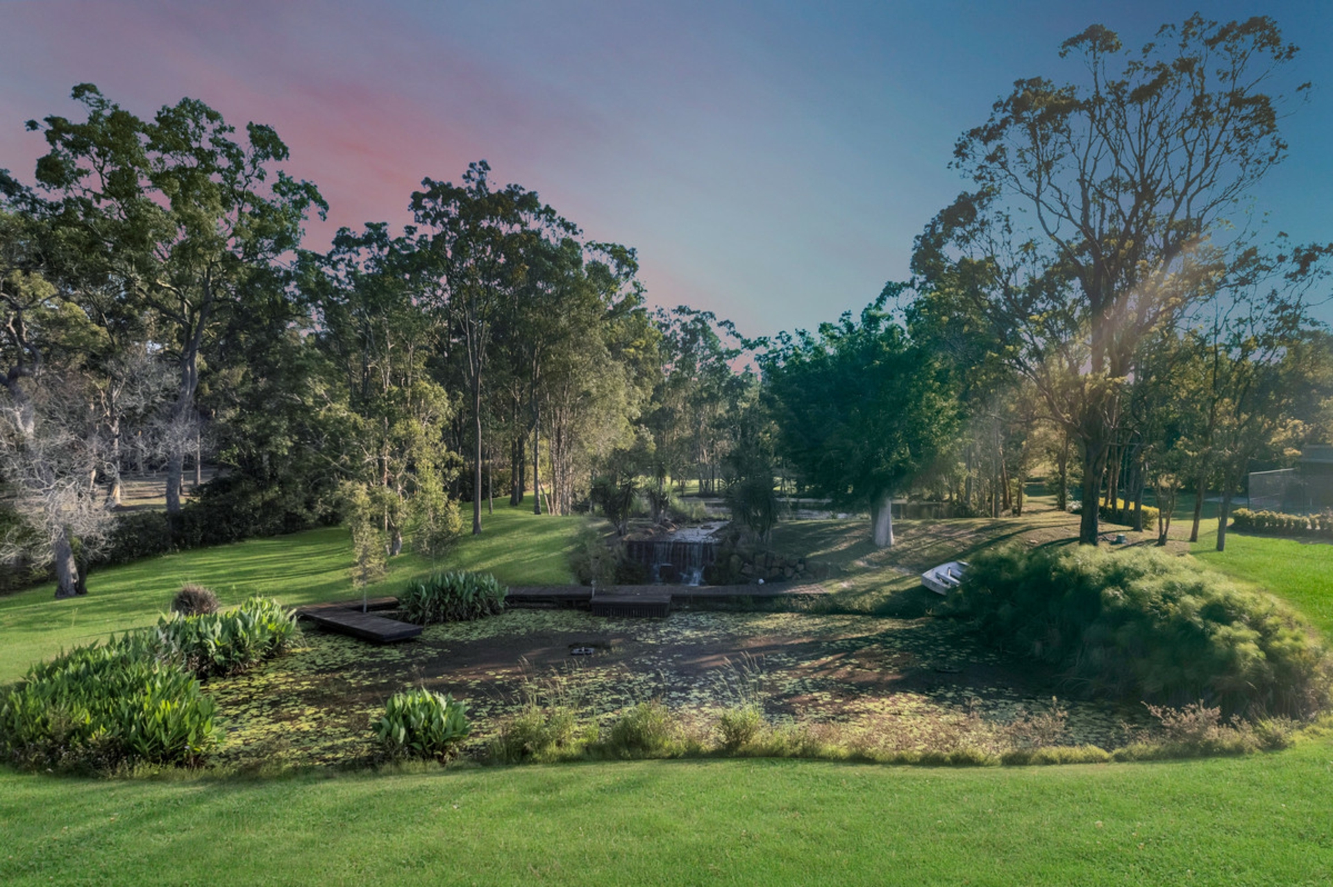 58-64 SOLWAY Crescent, CARBROOK