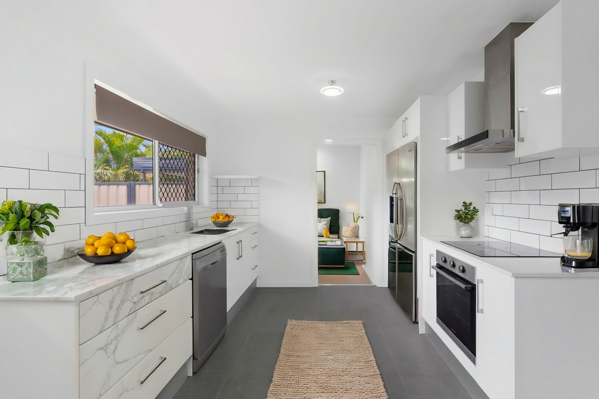 56 Paradise Road, SLACKS CREEK