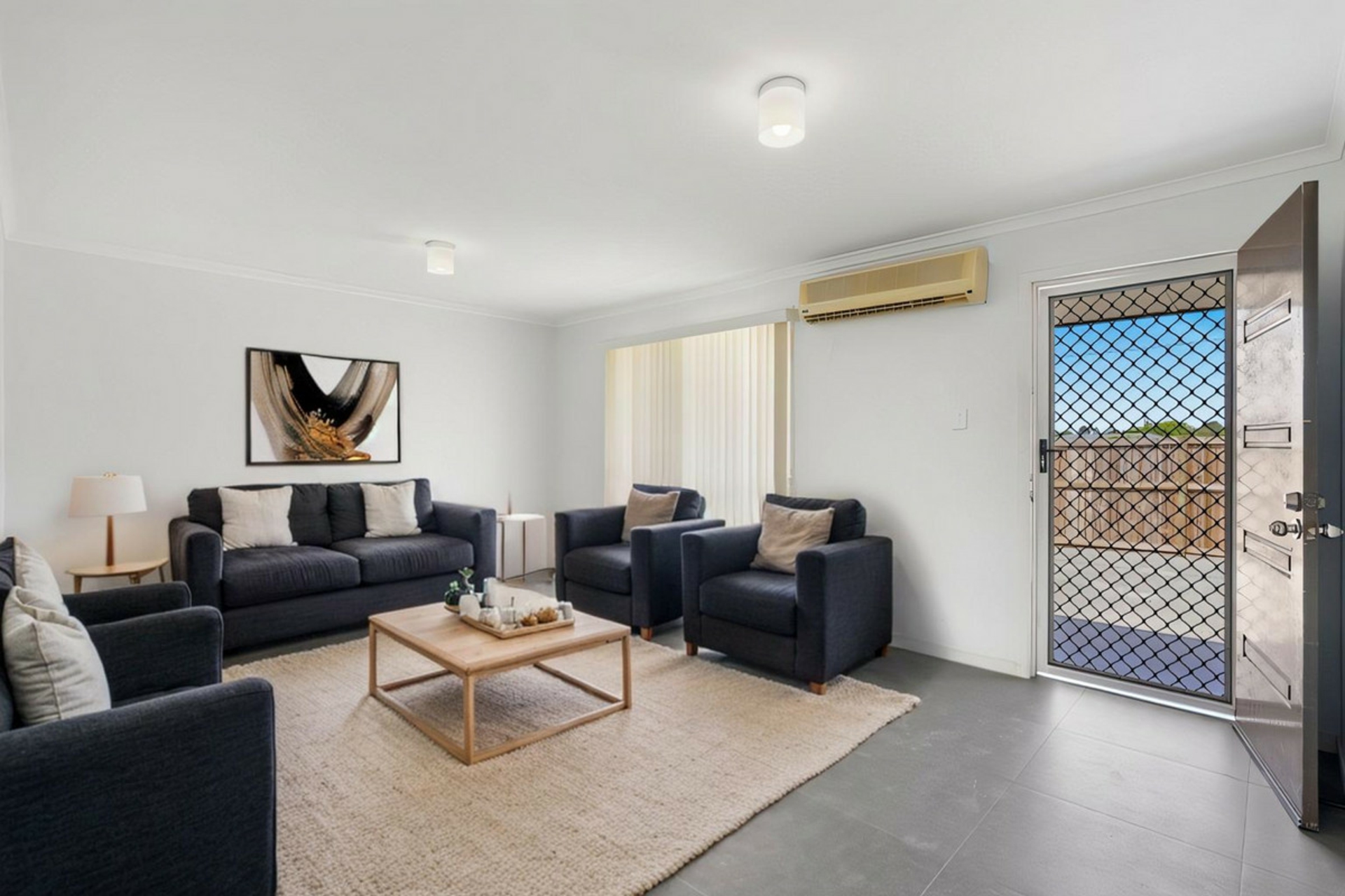 56 Paradise Road, SLACKS CREEK