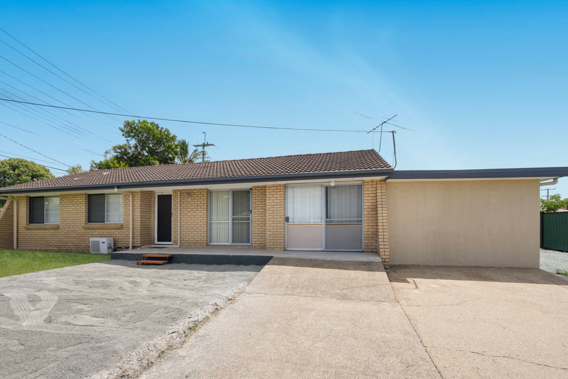56 Paradise Road, SLACKS CREEK
