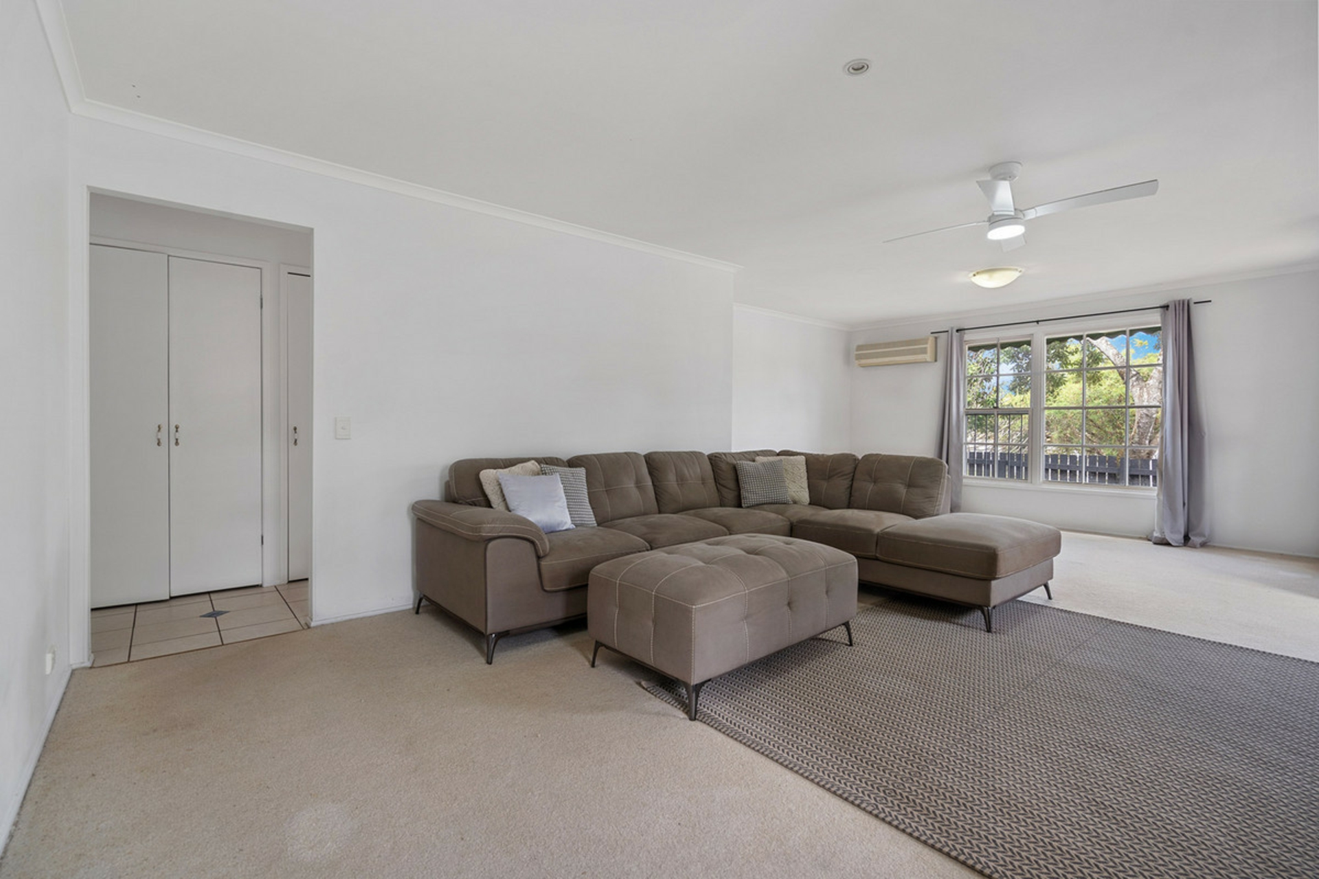 21 Jardine Drive, SPRINGWOOD
