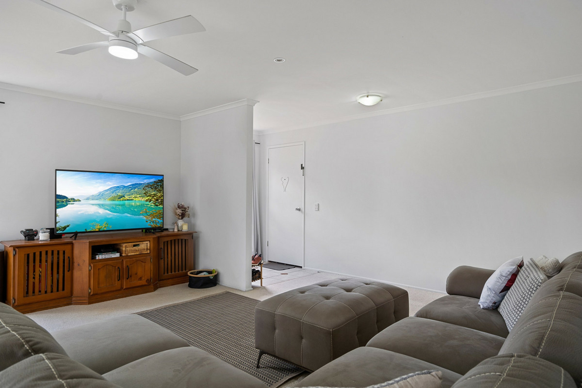 21 Jardine Drive, SPRINGWOOD