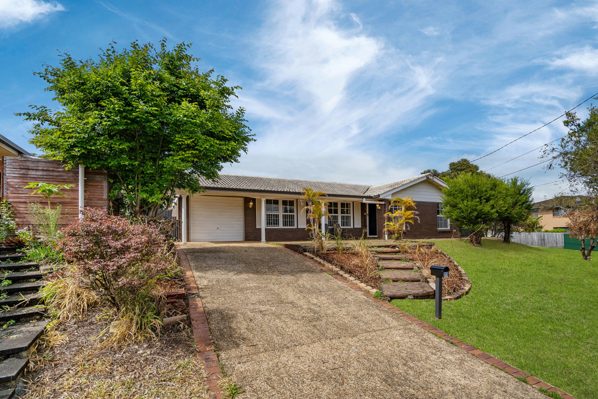 21 Jardine Drive, SPRINGWOOD