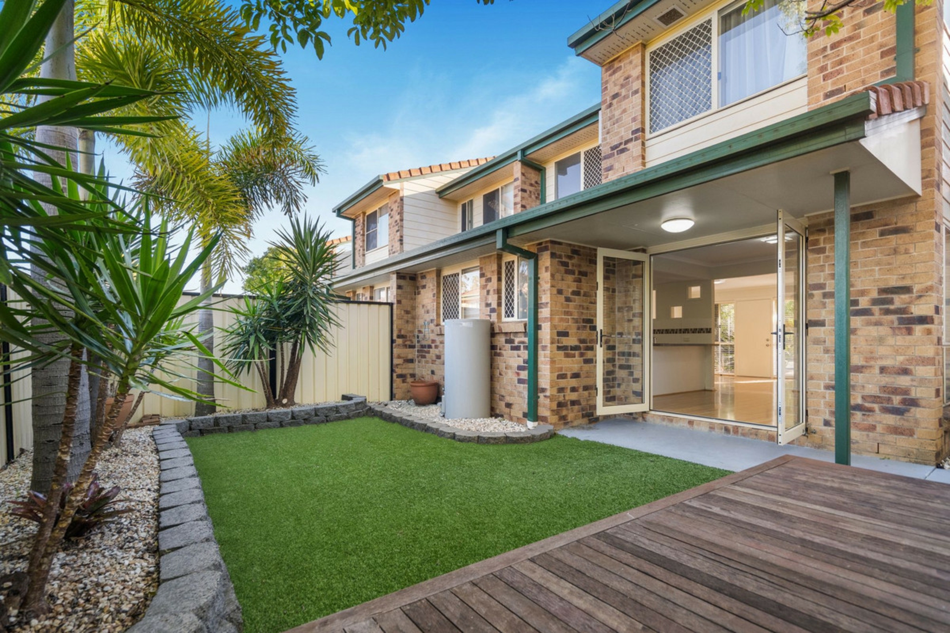 11/10 Adrian Place, WISHART