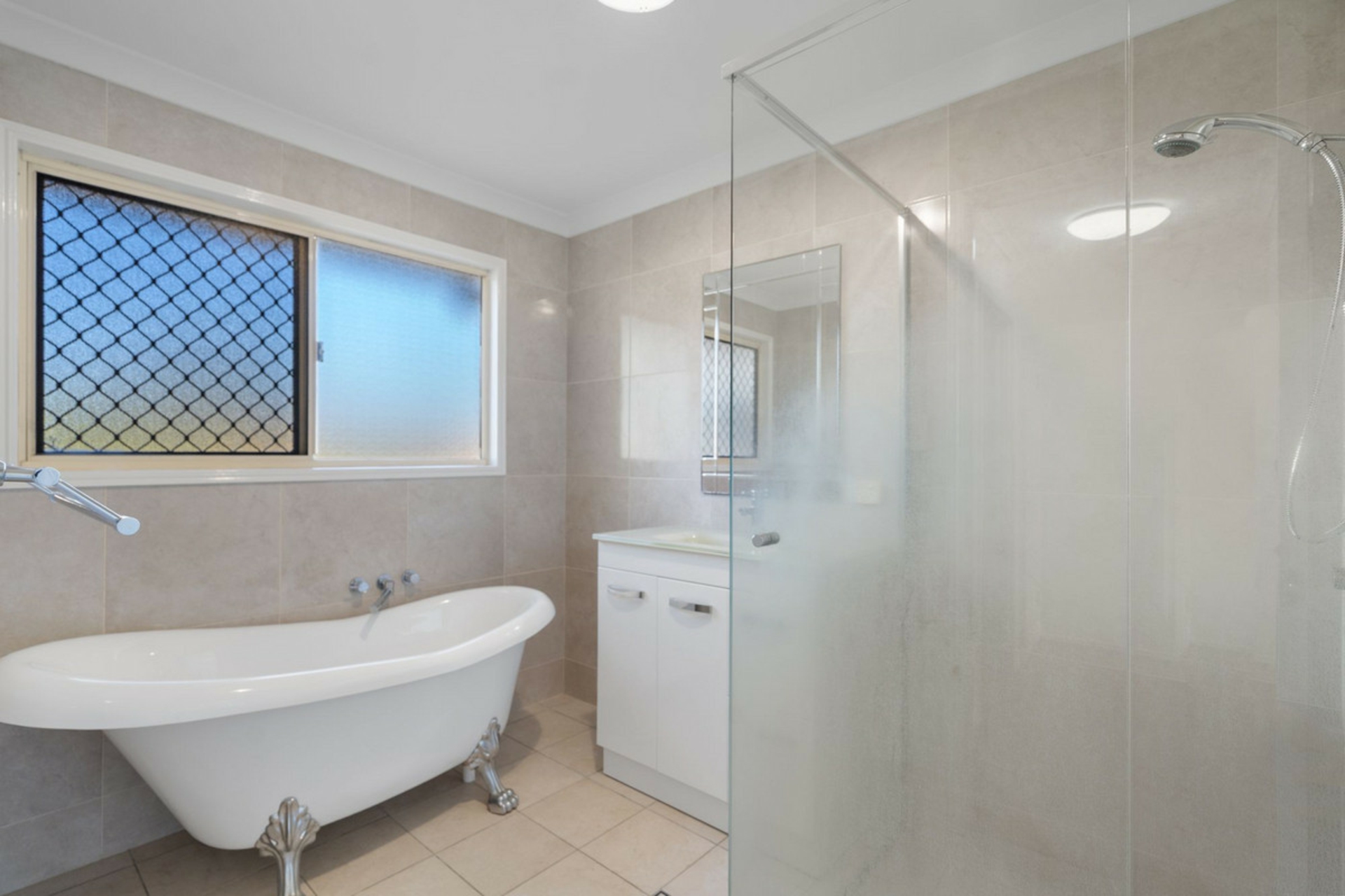 11/10 Adrian Place, WISHART