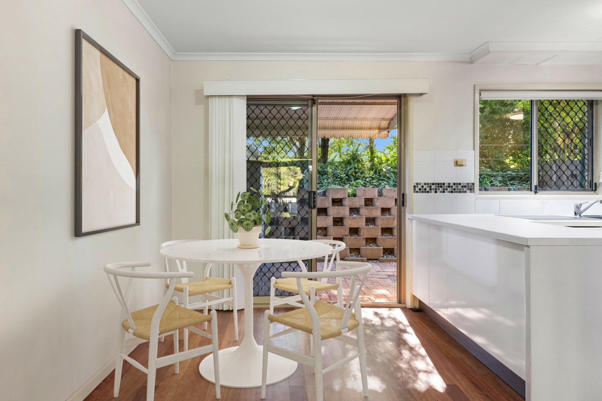 6/6-16 Ramu Street — photo 3 of 12