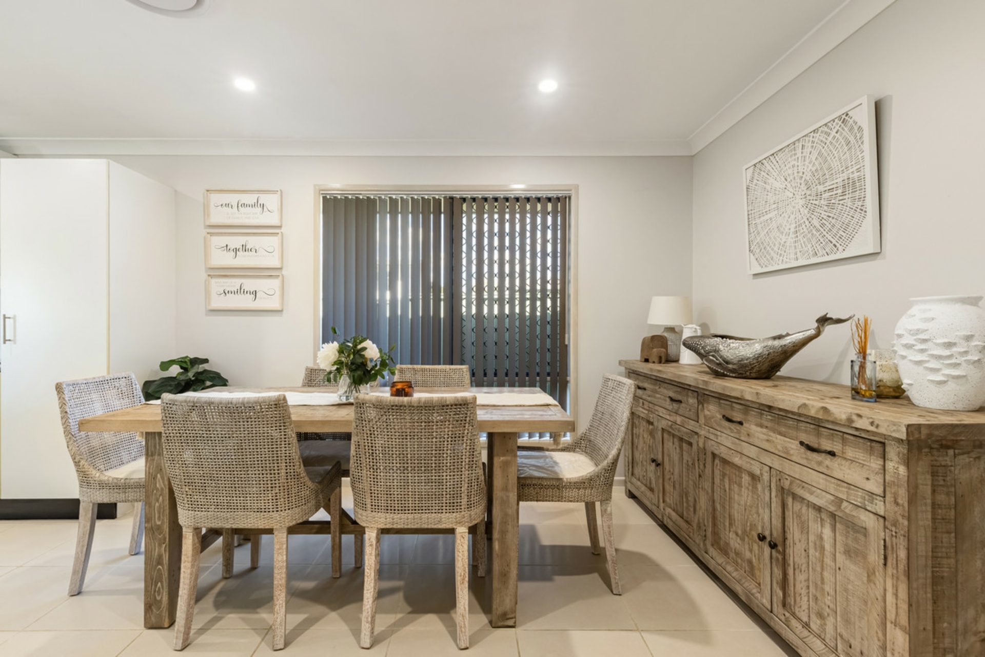 7 Willowie Crescent — photo 7 of 15
