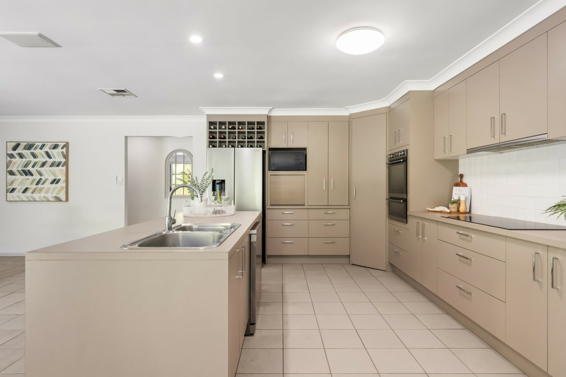 12 Pohon Drive — photo 4 of 21