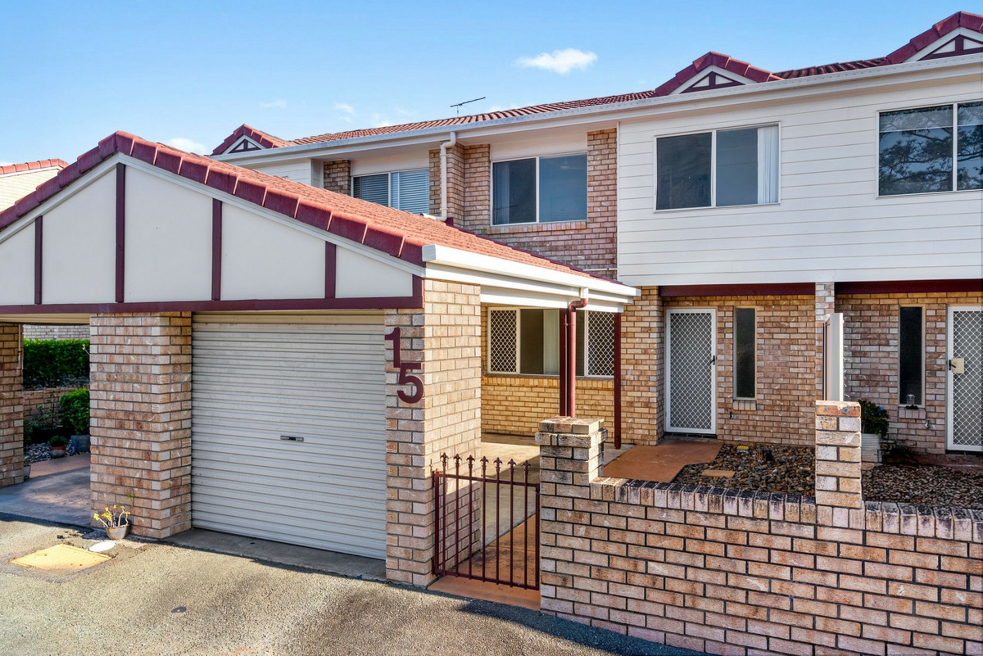 15/15 Daisy Hill Road — photo 4 of 19