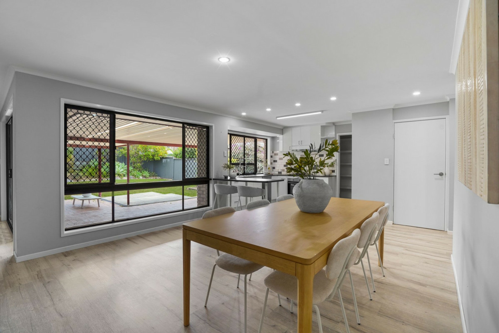 215A Drews Road — photo 3 of 24