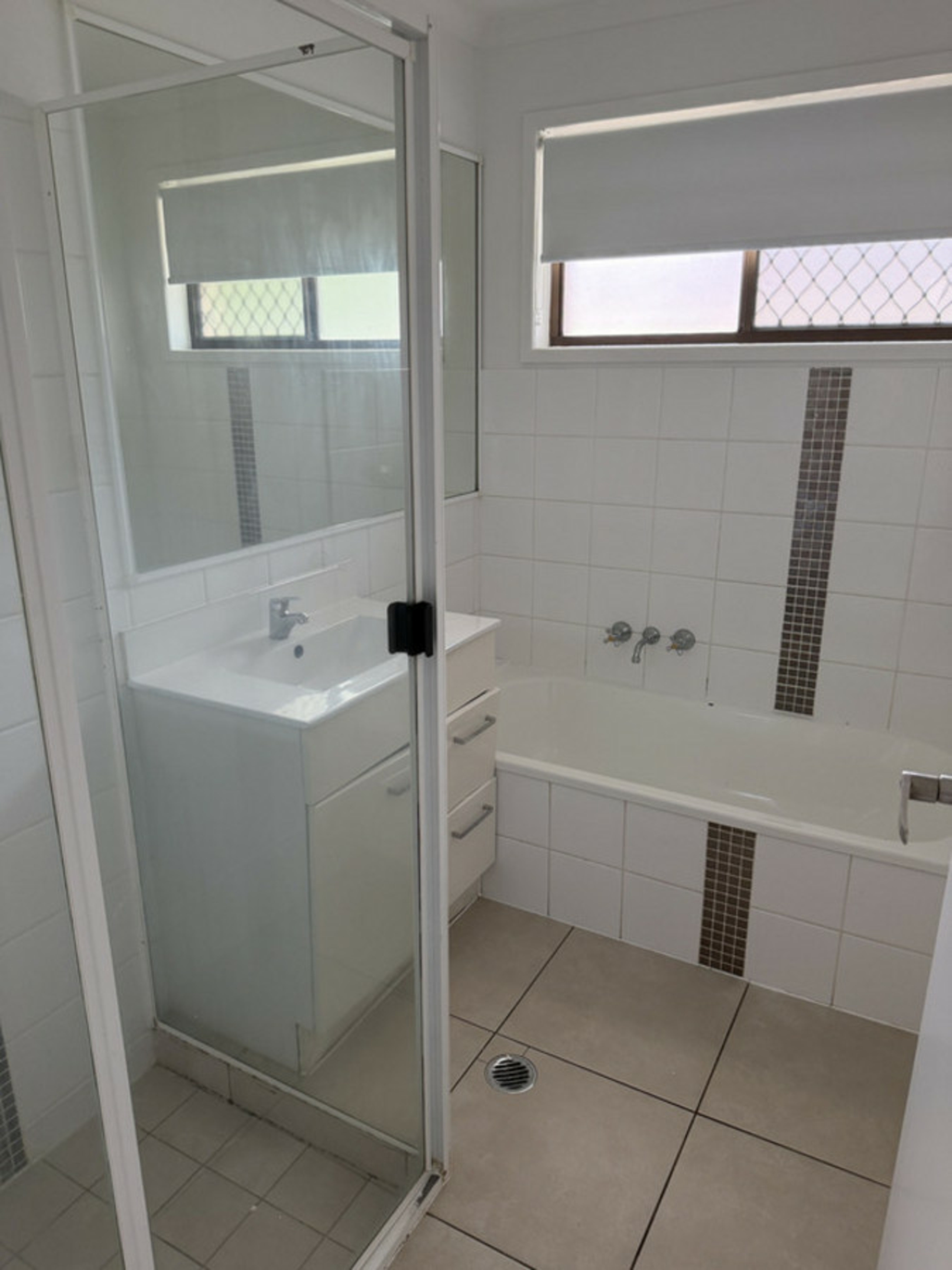 40 Brentwood Drive — photo 10 of 11