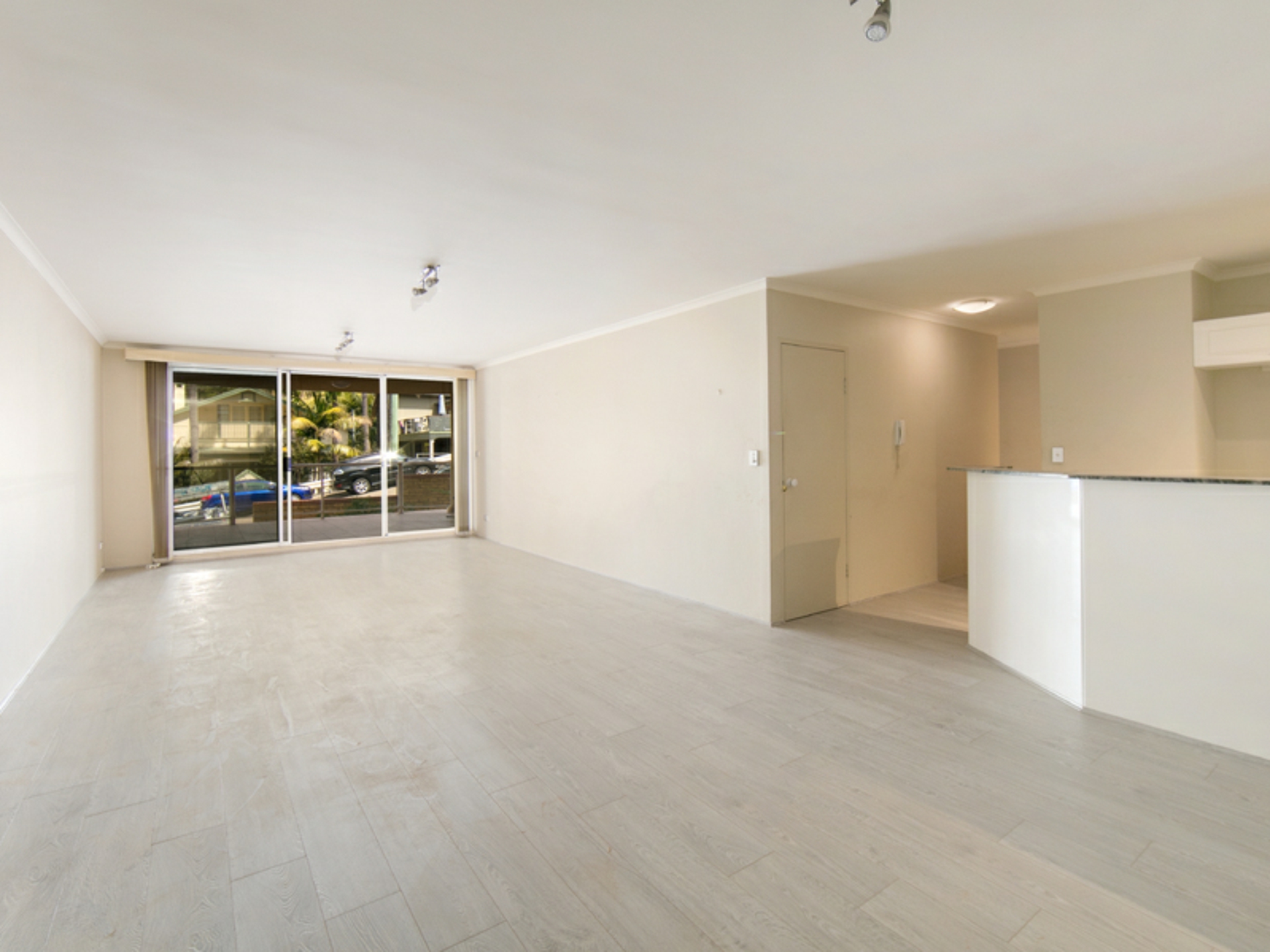 2/1-5 Collaroy Street, COLLAROY