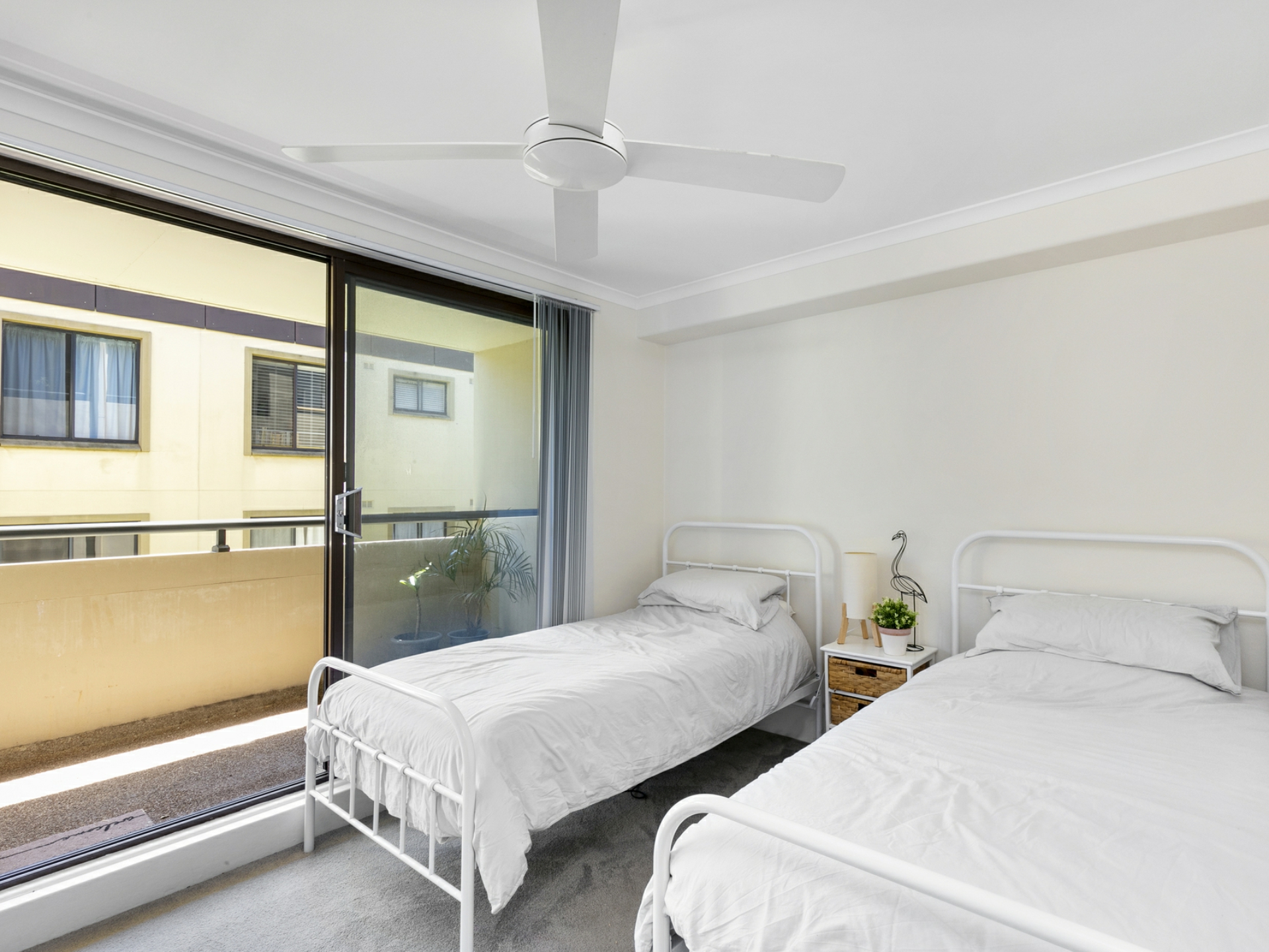 2/41-45 Delmar Parade, DEE WHY