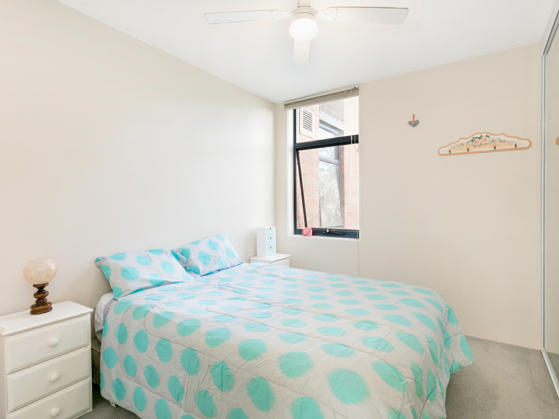 4/34-36 The Crescent, DEE WHY