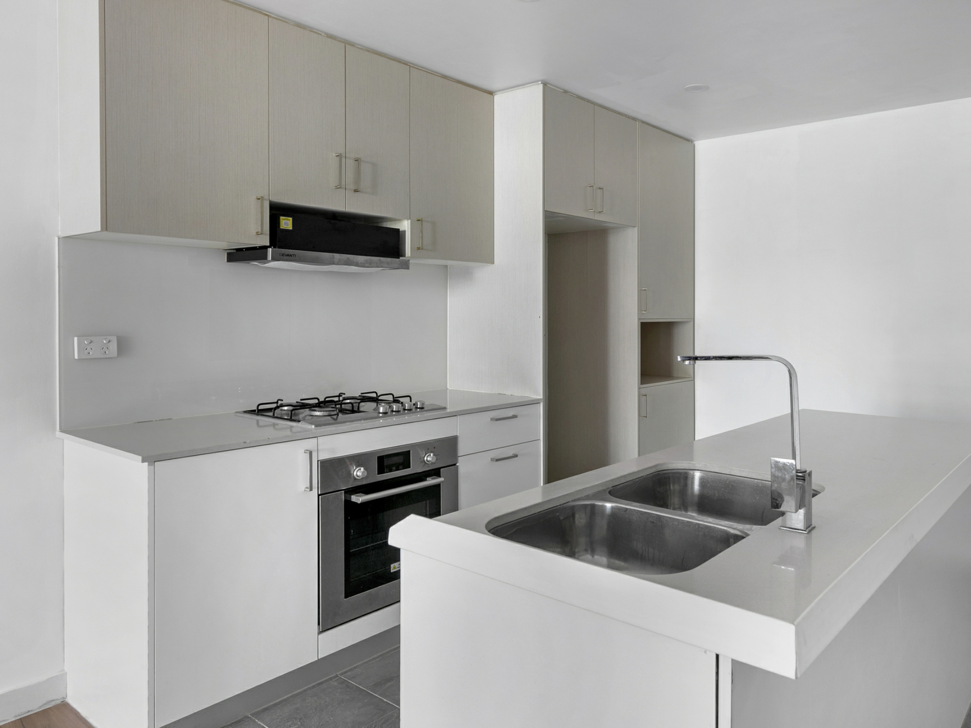 307/16-22 Sturdee Parade, DEE WHY