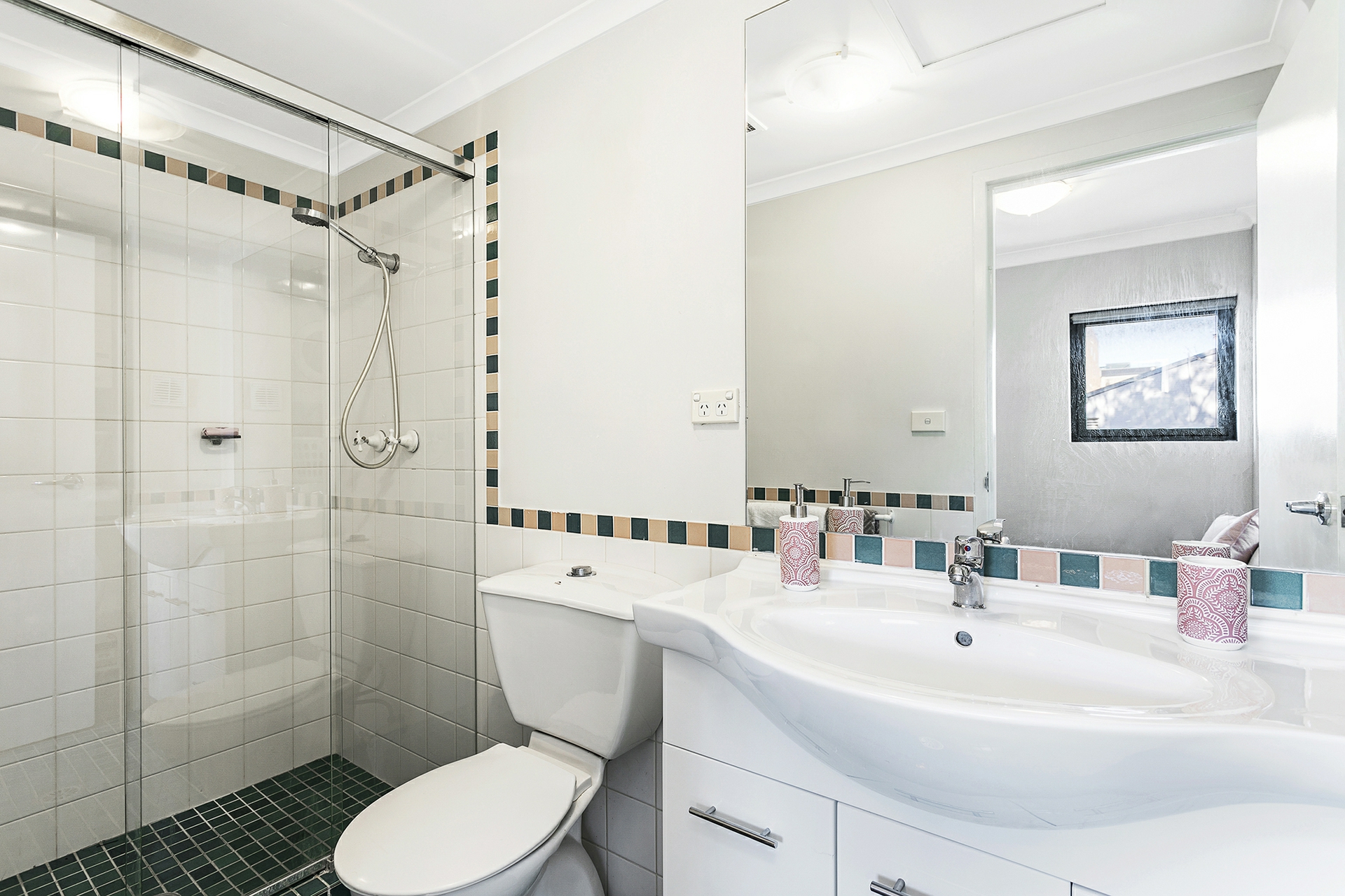 12/4-8 Waters Road, NEUTRAL BAY