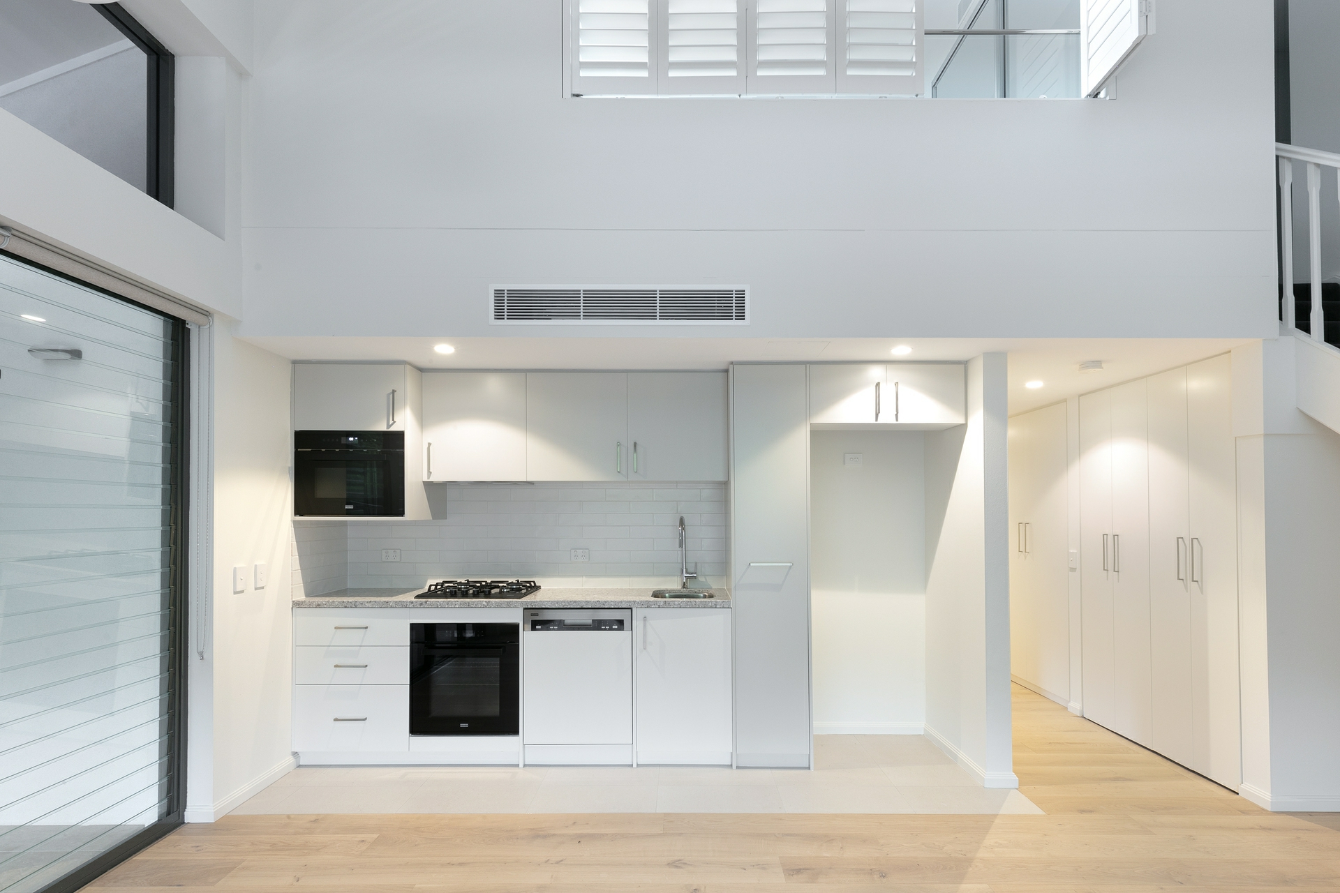 16/21-23 Brookvale Avenue, BROOKVALE