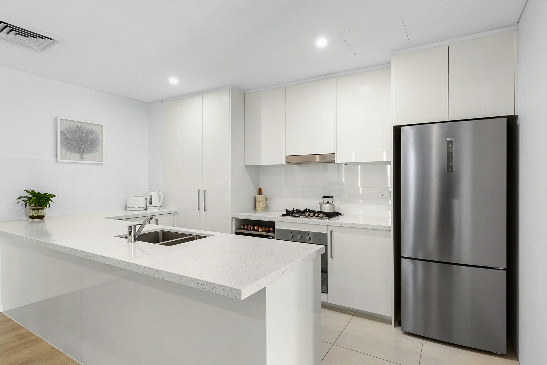 27/72-74 Pacific Parade, DEE WHY