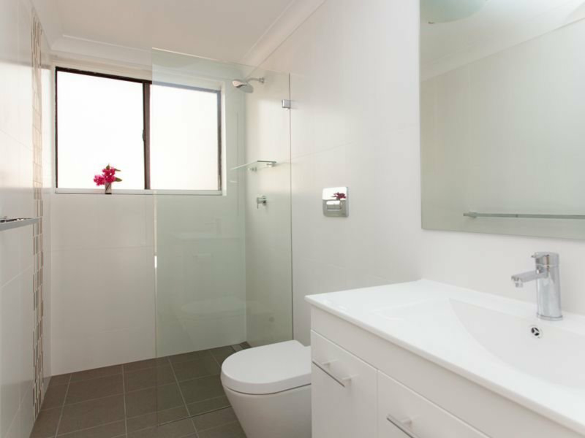 8/139 Pacific Parade, DEE WHY