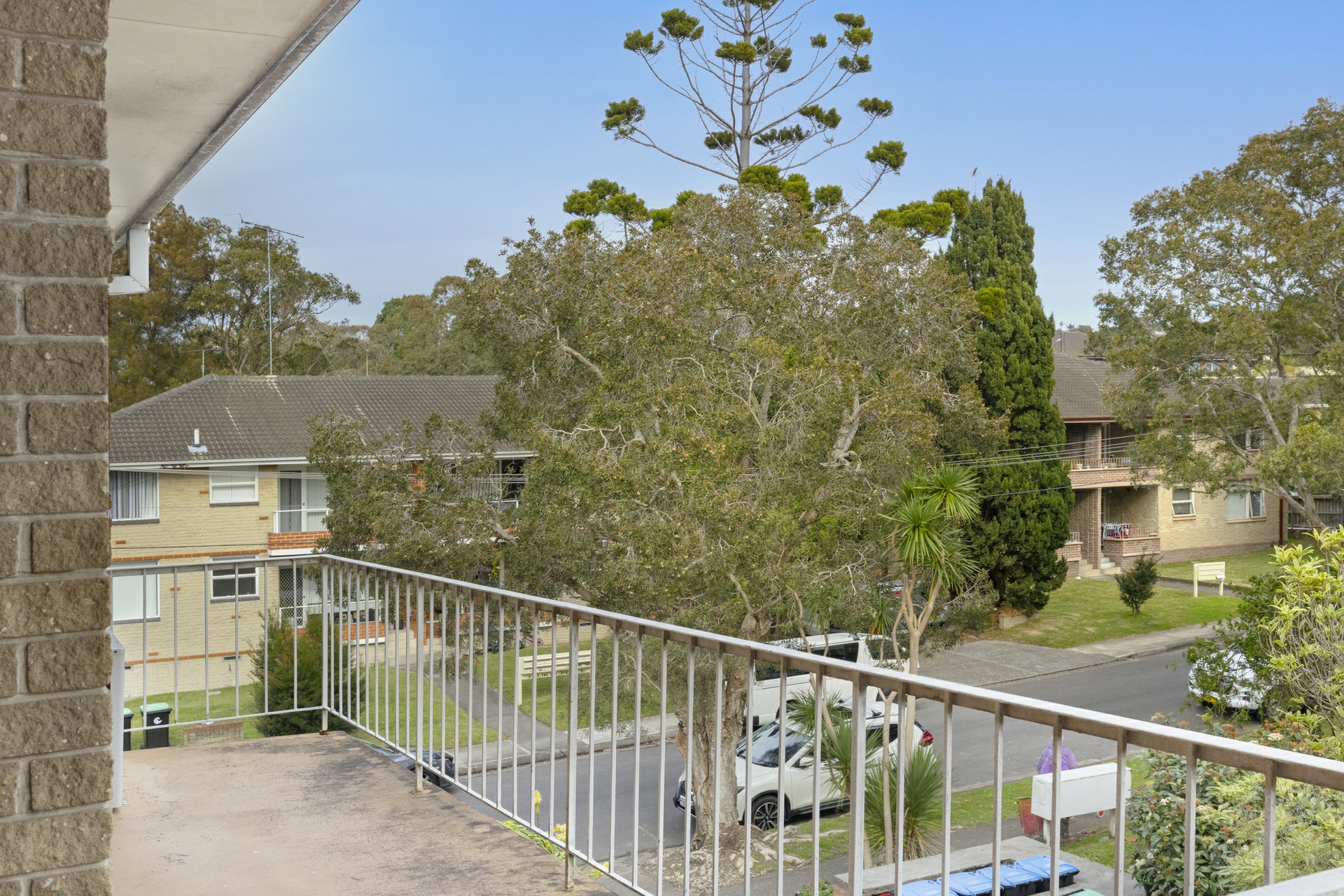 8/2 Ilikai Place — photo 3 of 6