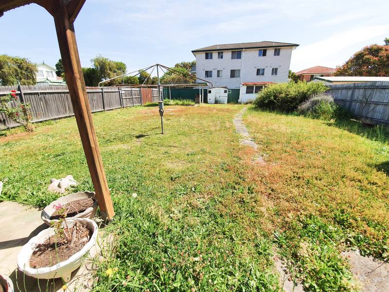 35 GOULD STREET, CAMPSIE