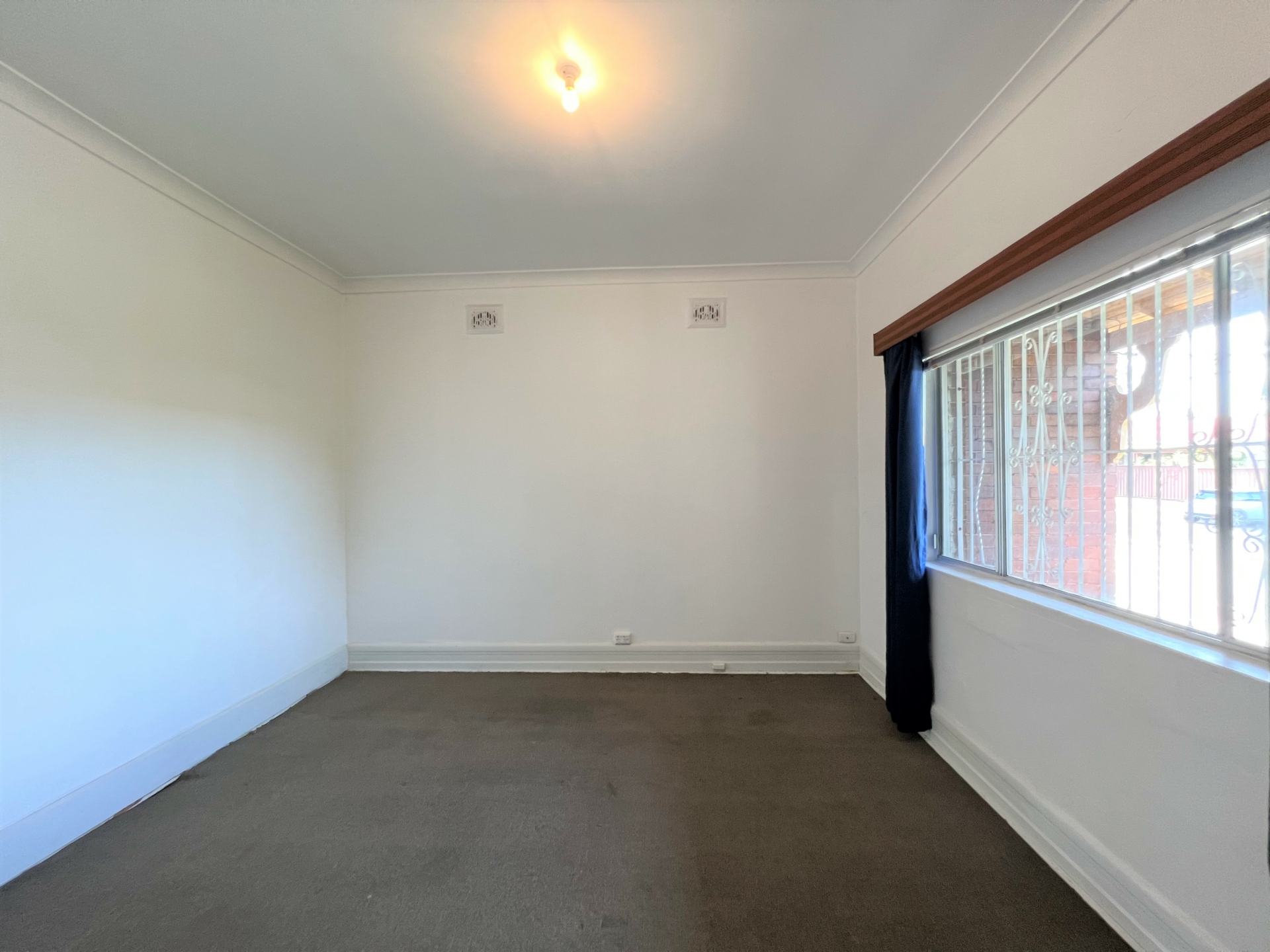 5 Ward Ave, CANTERBURY