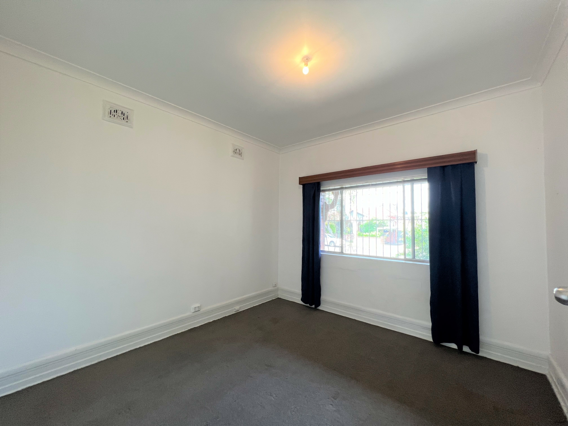 5 Ward Ave, CANTERBURY
