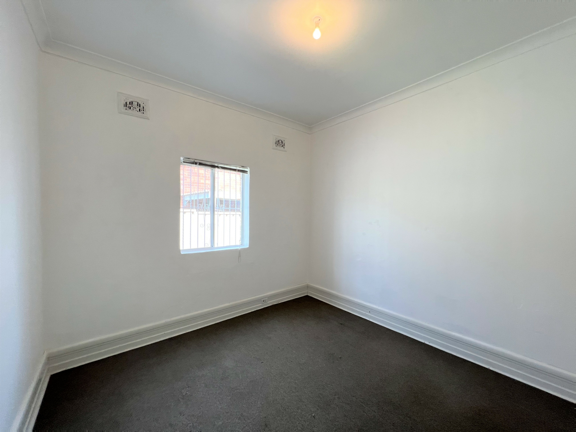 5 Ward Ave, CANTERBURY