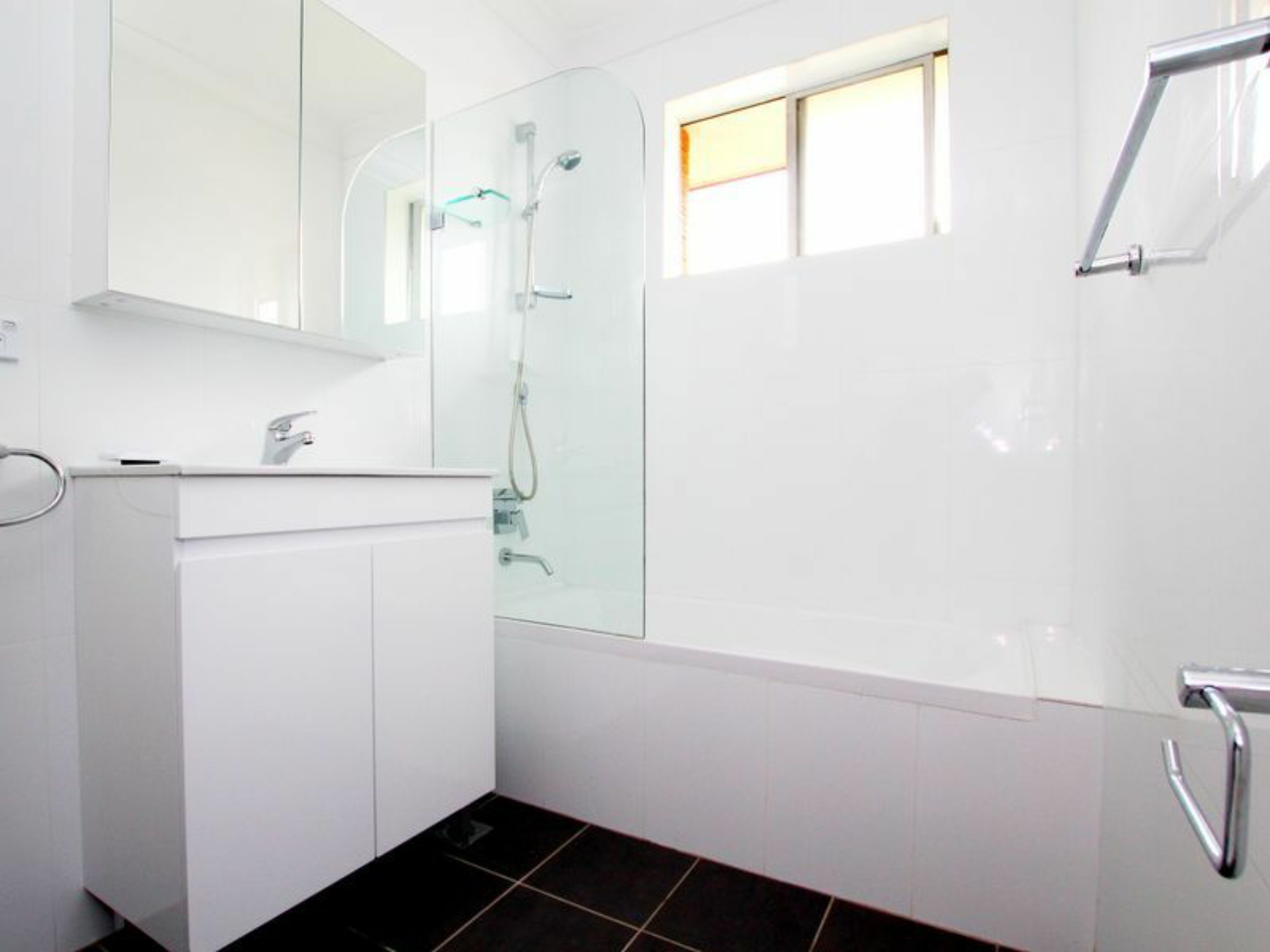 5/4 Oswald Street, CAMPSIE